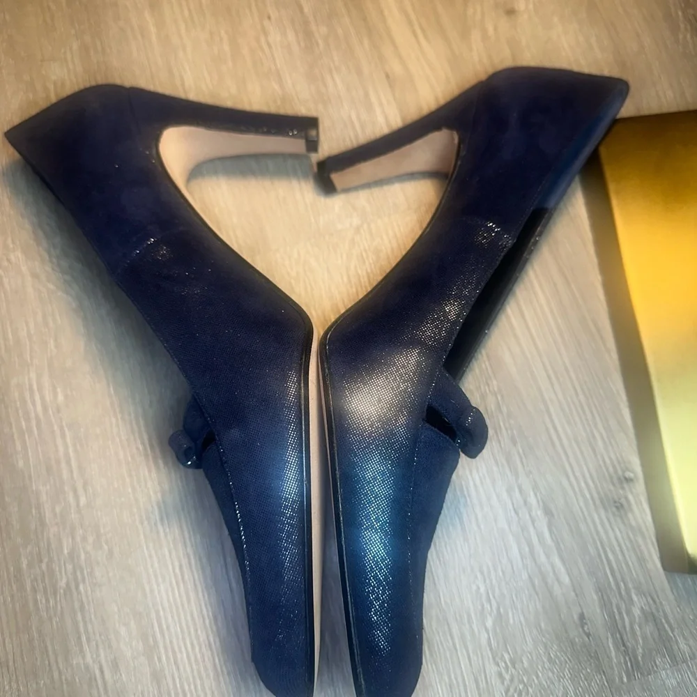 Elena Petrocelli Navy Leather Pumps 9 AAAA Extra Narrow 3.5” Heel Made in Spain